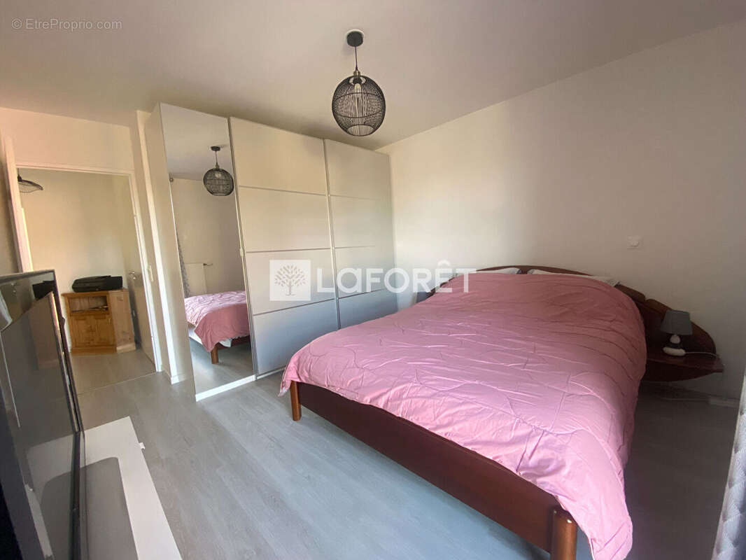 Appartement à VERNEUIL-SUR-SEINE