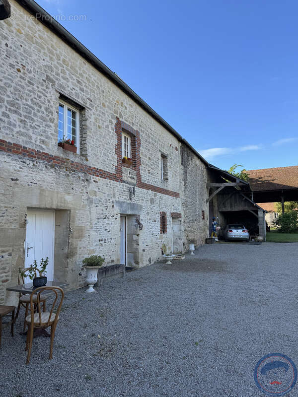 Maison à TOURNAI-SUR-DIVE