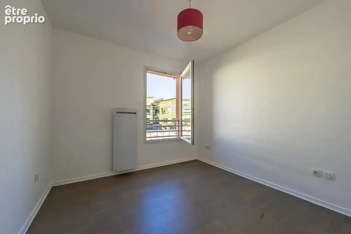 Appartement de 4 pièces de 82 m² à Choisy-le-Roi - photo 9