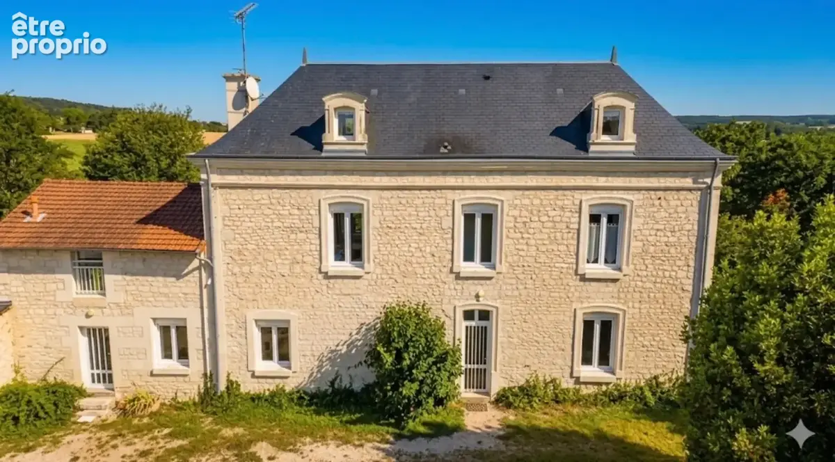 Maison de Maître + Piscine + Grange de 100 m²  7 000 m² de terrain  Sans voisinage - photo 20