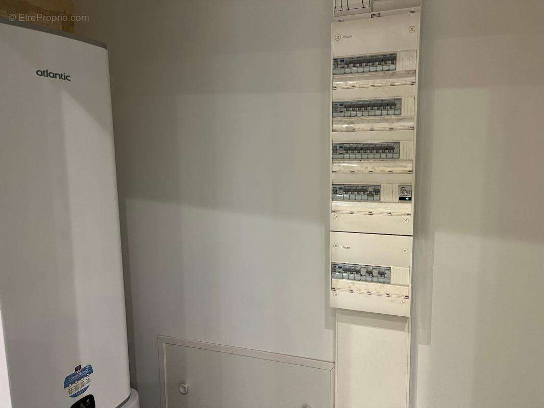Maison 131 m² rénovée en 2024 avec dépendances LIBOURNE - photo 6