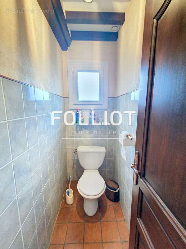 Maison à LES MOUTIERS-EN-CINGLAIS