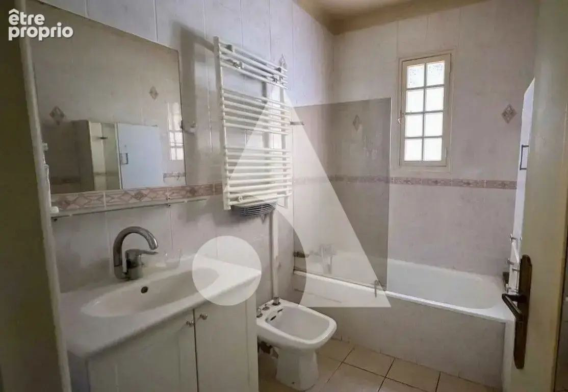 Cadenet - Maison Plain-Pied de 98 m2 hab sur 1 340 m2 de terrain - photo 11