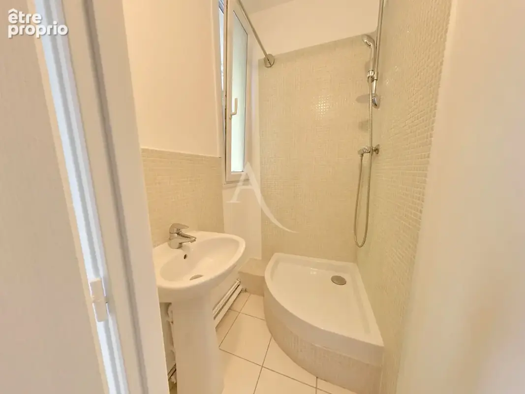 Appartement Saint Maurice Quartier Montgolfier 5 pièce(s) 80m² - photo 7