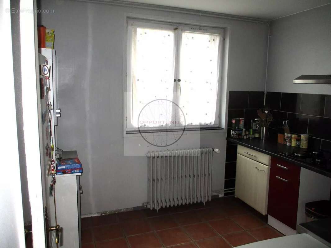 Grand 2 pièces de 46 m² entièrement sur jardin - photo 2
