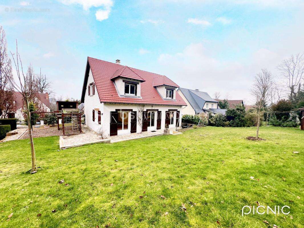 Maison à MARLY-LE-ROI