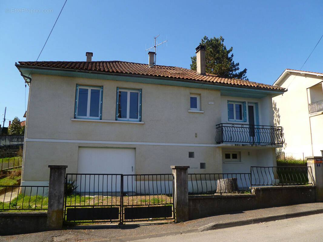 Maison à FIGEAC