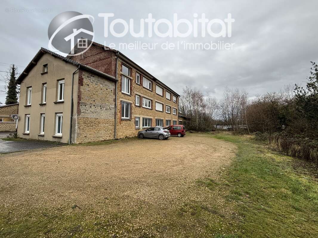 Appartement à CHARLEVILLE-MEZIERES