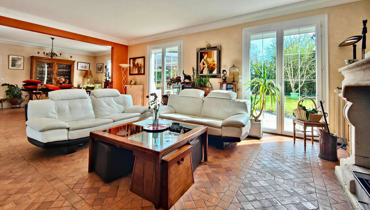 Maison à SAINTE-GEMMES-SUR-LOIRE