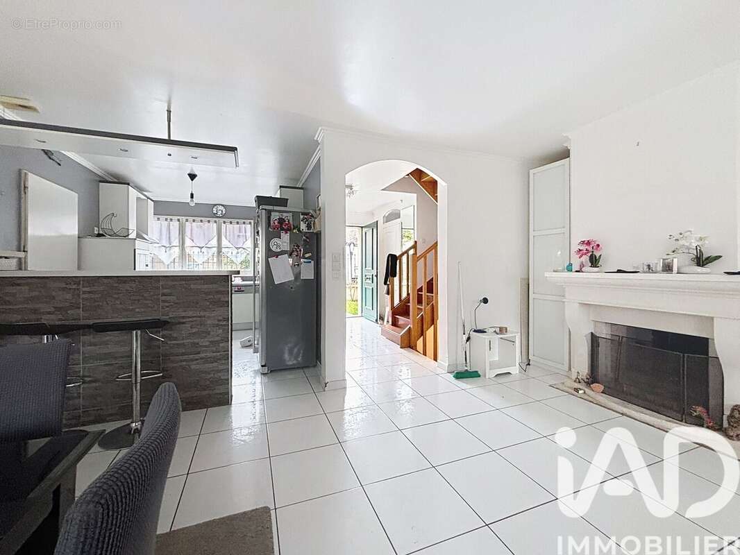 Photo 8 - Maison à CARRIERES-SUR-SEINE