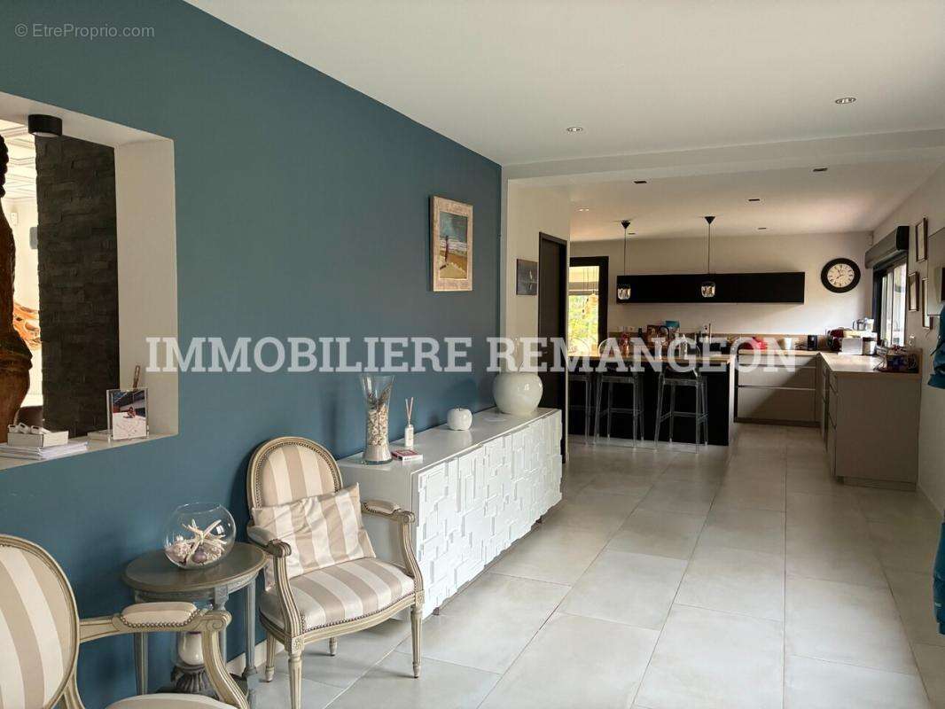 Maison à PIERREFITTE-SUR-SAULDRE