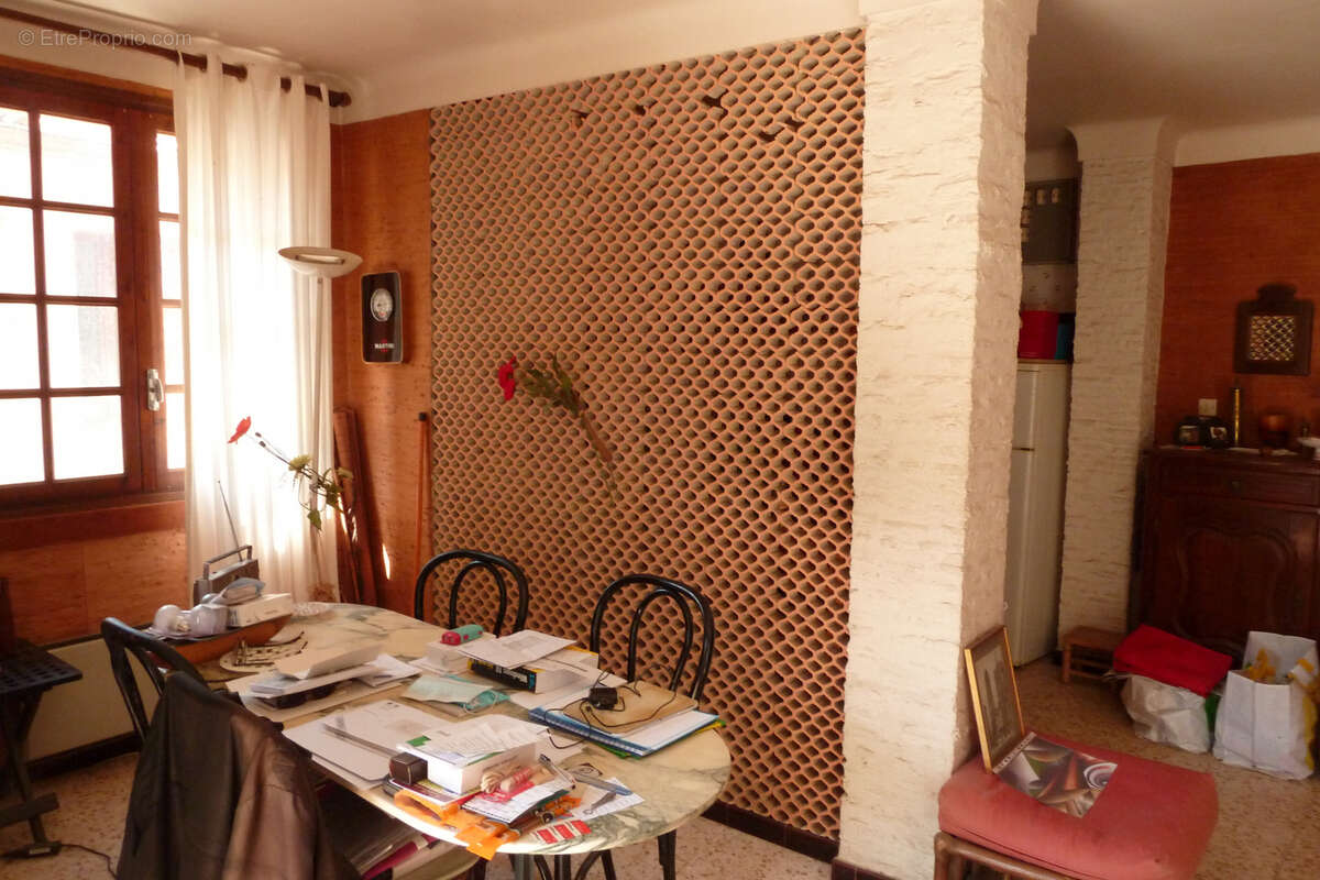 Maison à MONTESQUIEU-DES-ALBERES