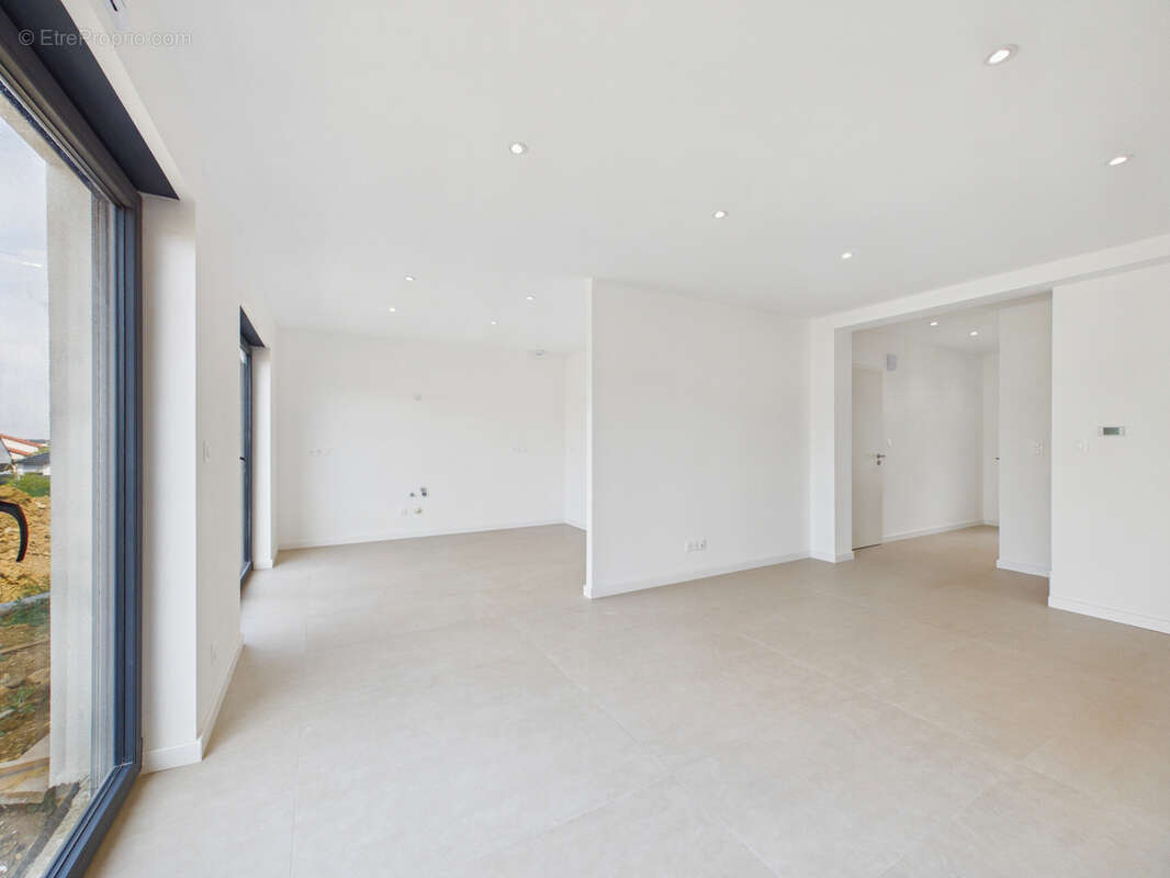 Magnifique Maison Neuve 105 m2- 3 Ch/Garage/Ste Marie-aux-chênes - photo 3