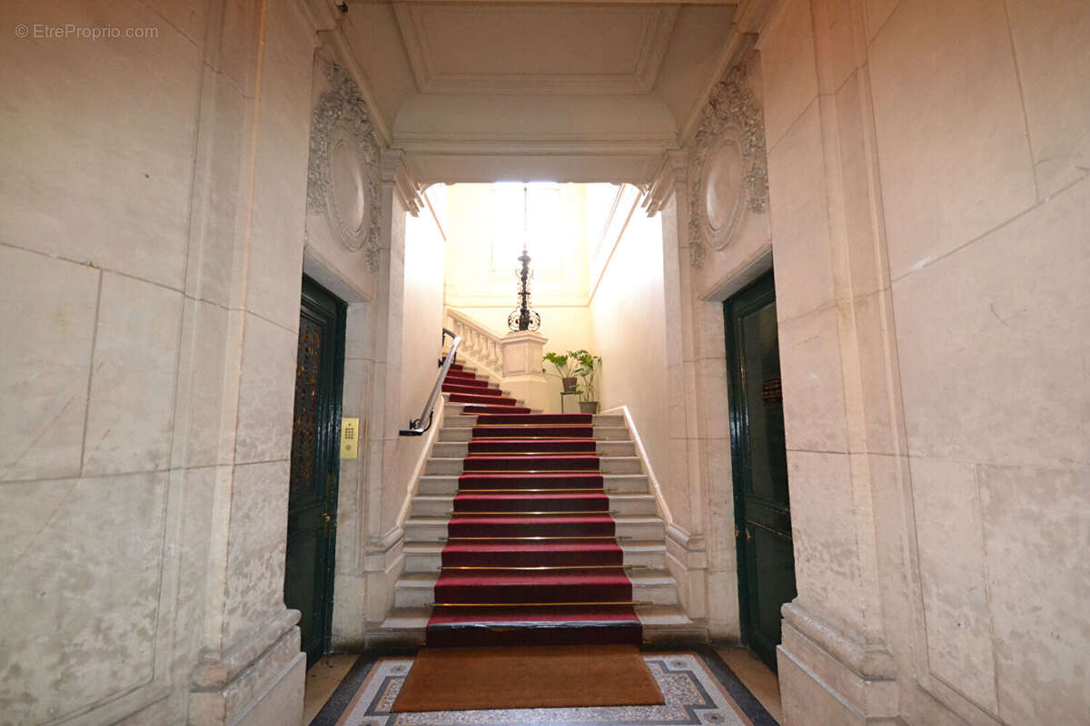 Appartement à PARIS-10E