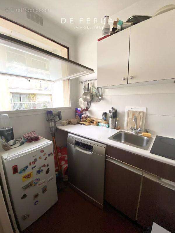 Appartement à PARIS-14E