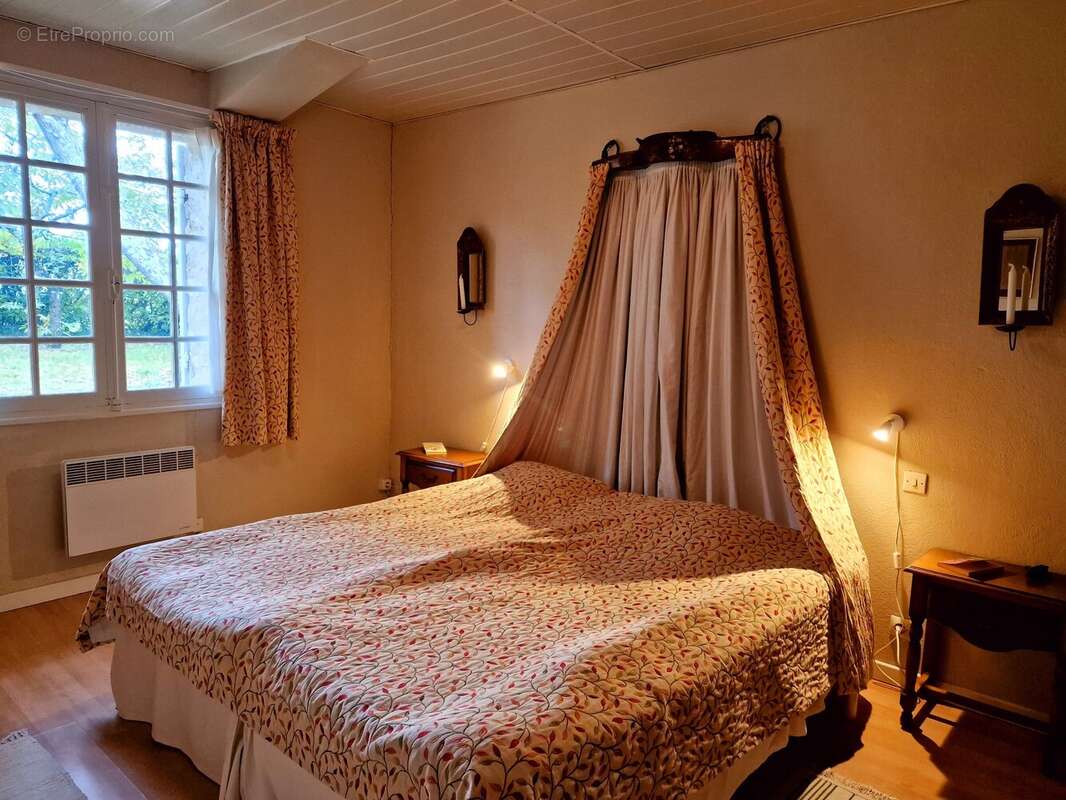 Superbe domaine de campagne avec trois habitations, piscine et court de tennis à seulement vingt minutes de Saint-Émilion - photo 17