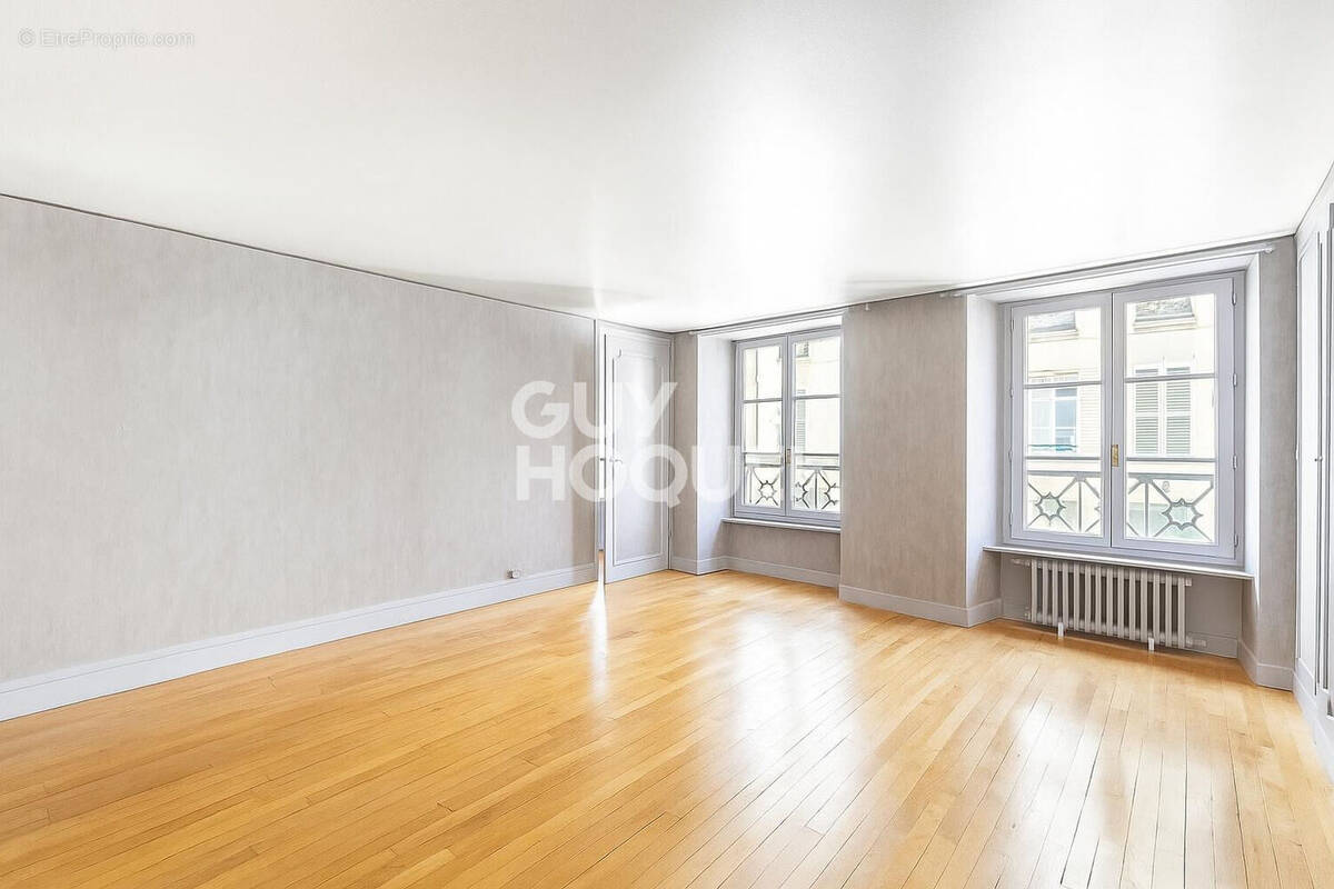 Appartement à PARIS-5E