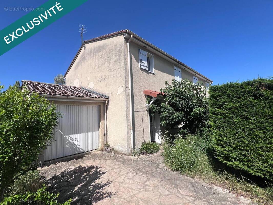 Photo 1 - Maison à LES ROCHES-DE-CONDRIEU
