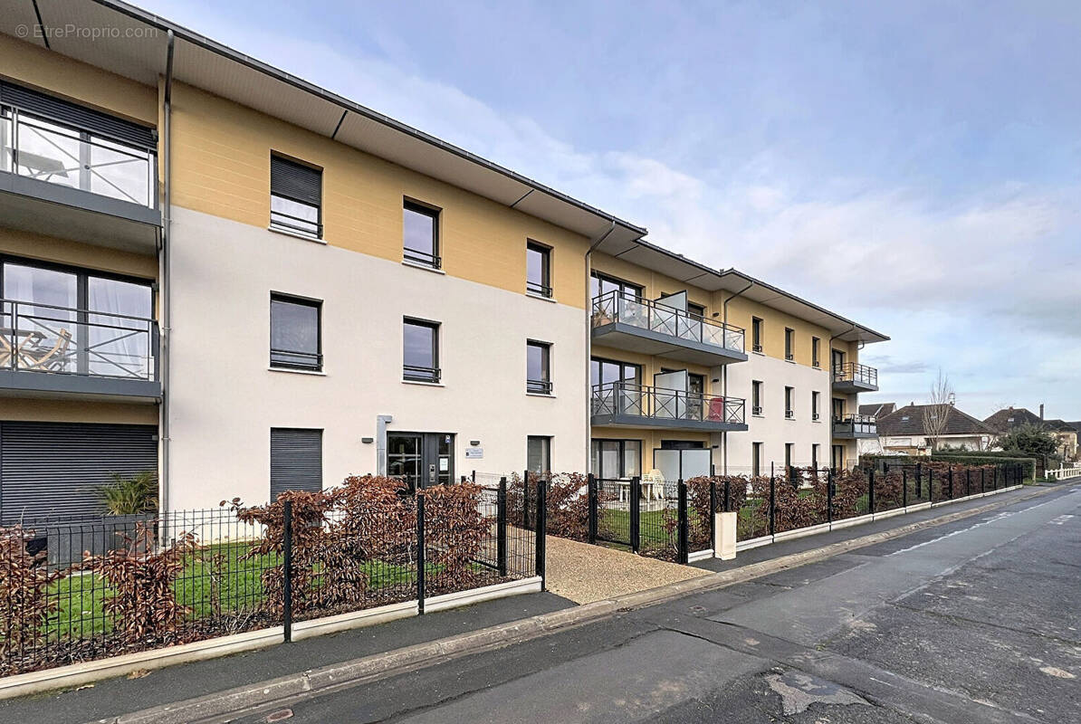 Appartement à EPRON