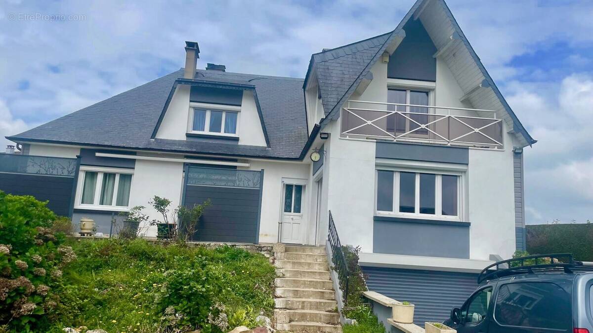 Maison à MORGNY-LA-POMMERAYE