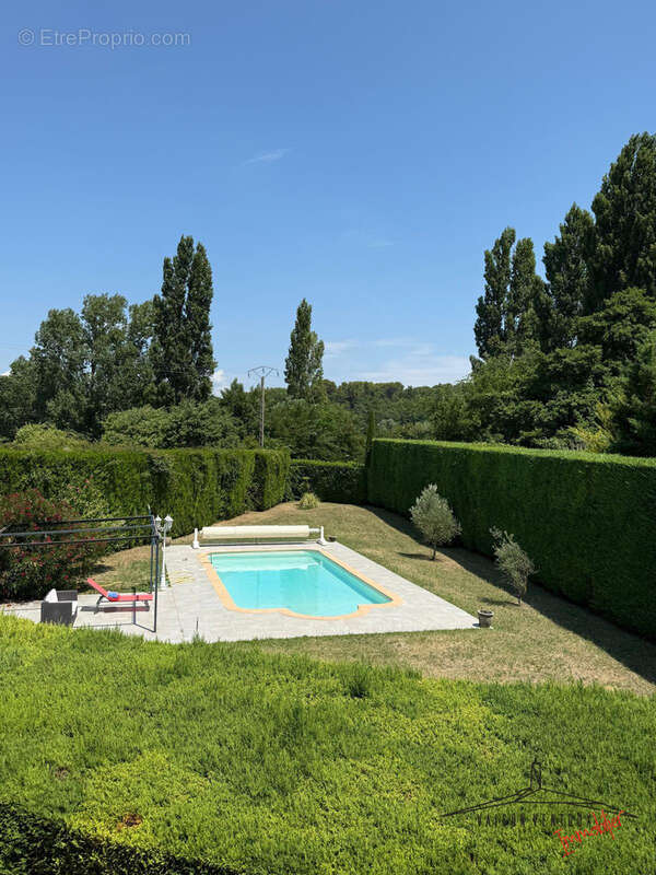 Maison à MALAUCENE