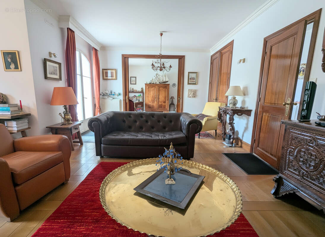 Maison à LAMPAUL-GUIMILIAU
