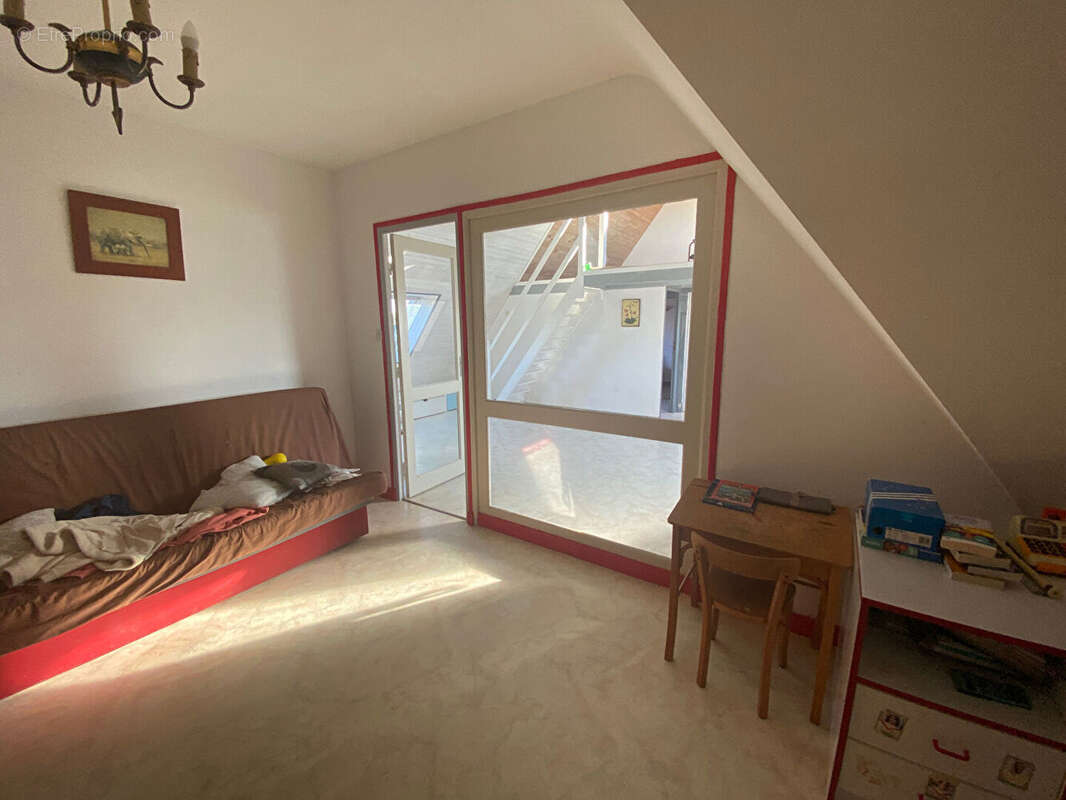 Maison à PLOUGOULM