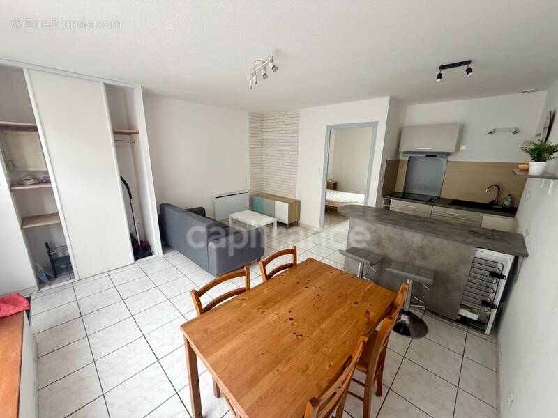 Appartement à CARHAIX-PLOUGUER