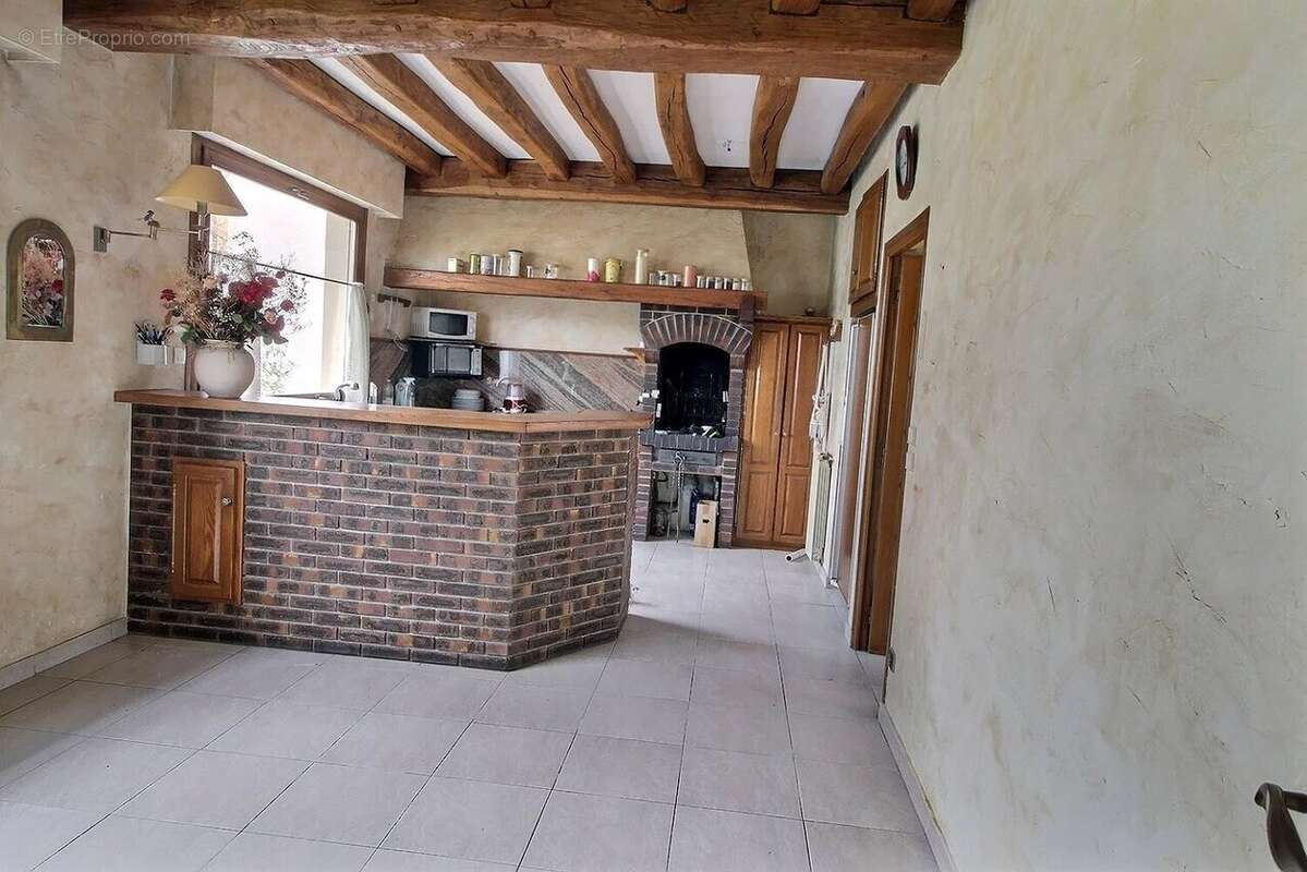 Maison à SAINT-MAUR-DES-FOSSES