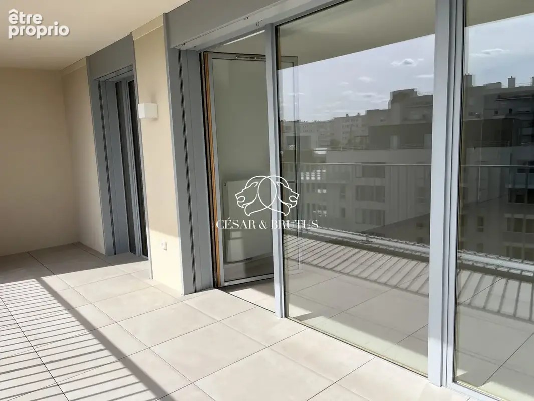 Appartement 4 pièces 85 m² à vendre à Lyon-8e (69008) - photo 3