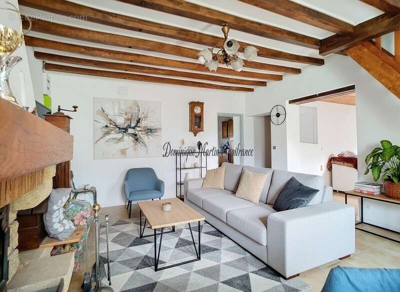 Maison à SAINT-MARTIN-DES-BOIS