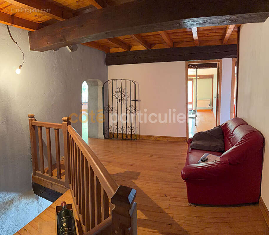 Maison de caractère en pierre, Hameau des Tuileries d'Affiac . Peyriac-Minervois - photo 17