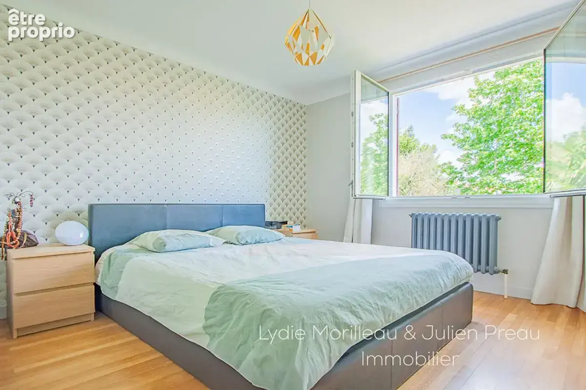 Maison familiale 6 pièces (167m²) et jardin arboré - photo 6