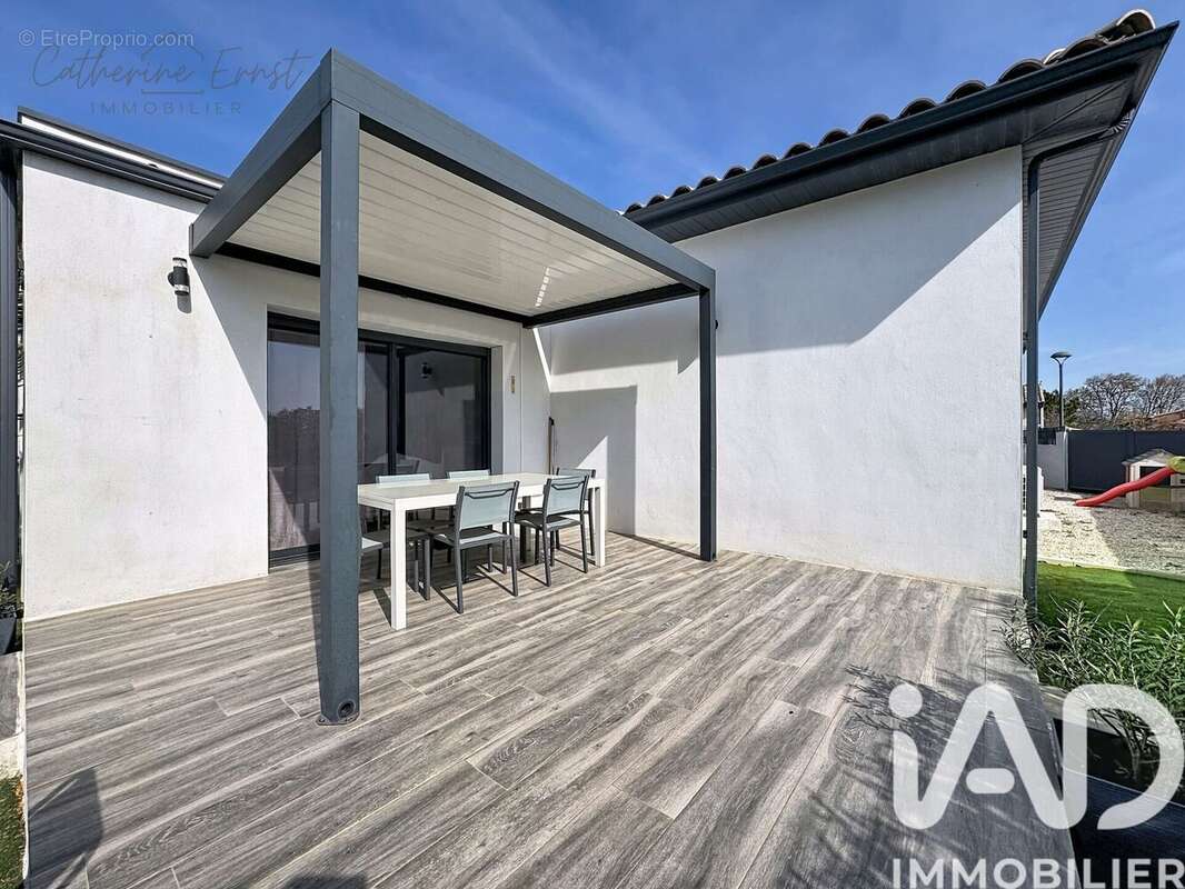 Photo 2 - Maison à MOUSSAN