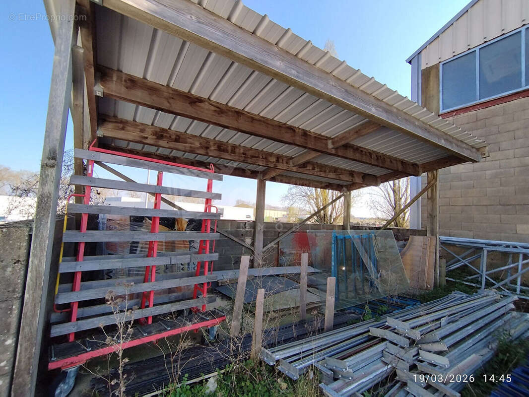 Commerce à PERRIGNY