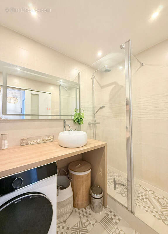 Appartement à SAVIGNY-LE-TEMPLE