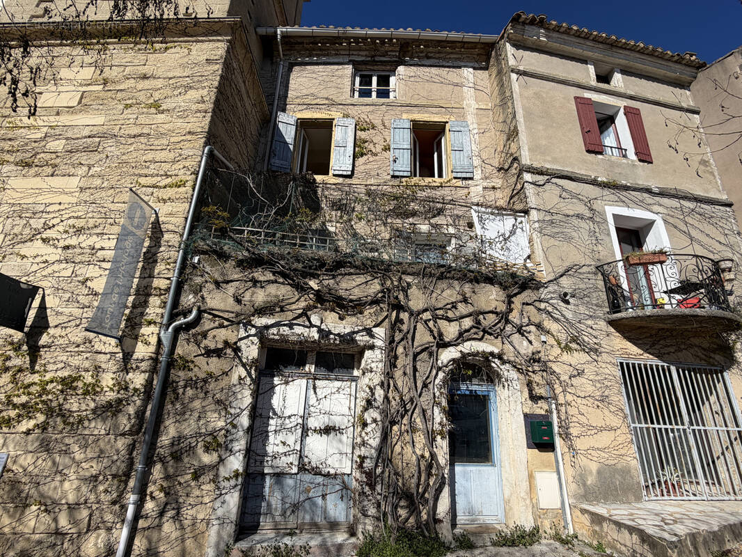 Maison à SAINT-QUENTIN-LA-POTERIE