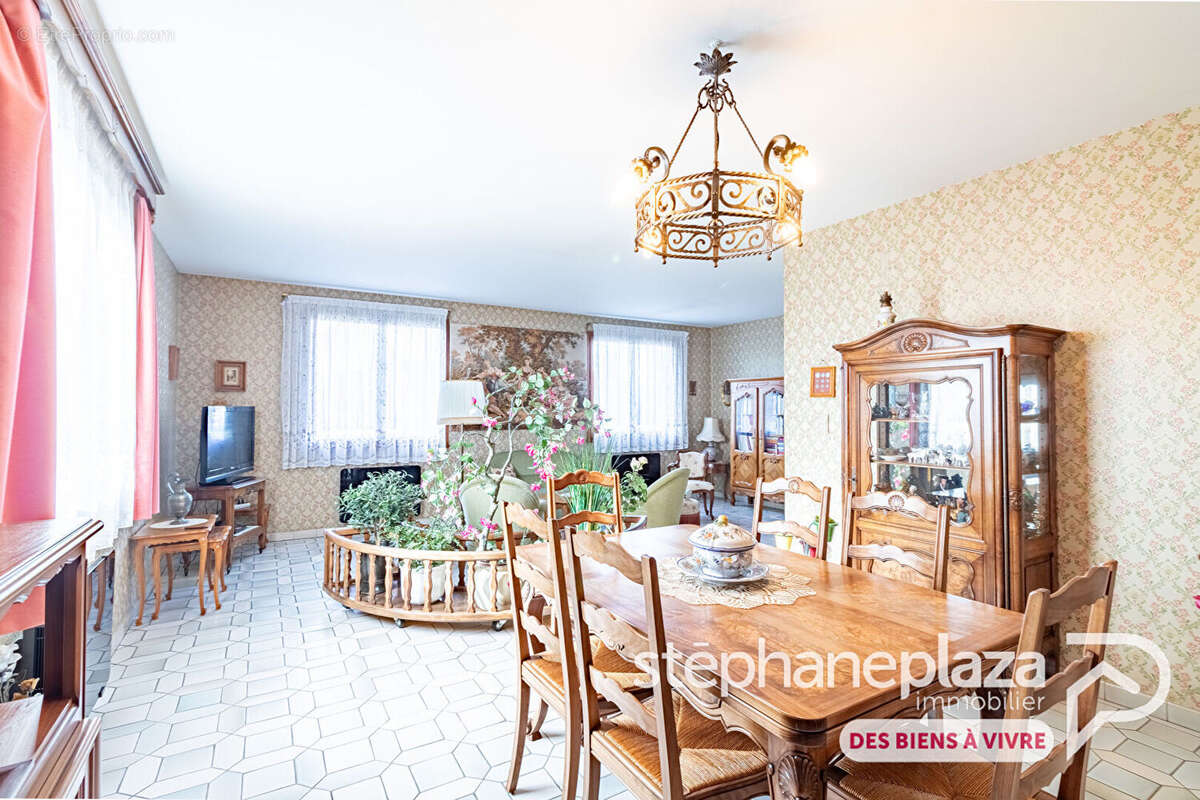 Maison à BOURG-EN-BRESSE