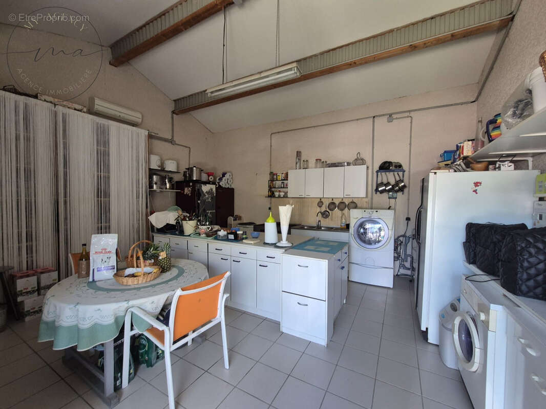 Maison à SAINT-GENIES-DE-FONTEDIT