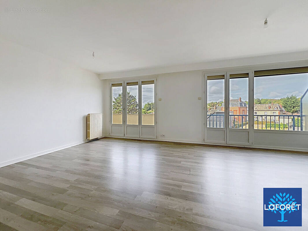 Appartement à BERNAY