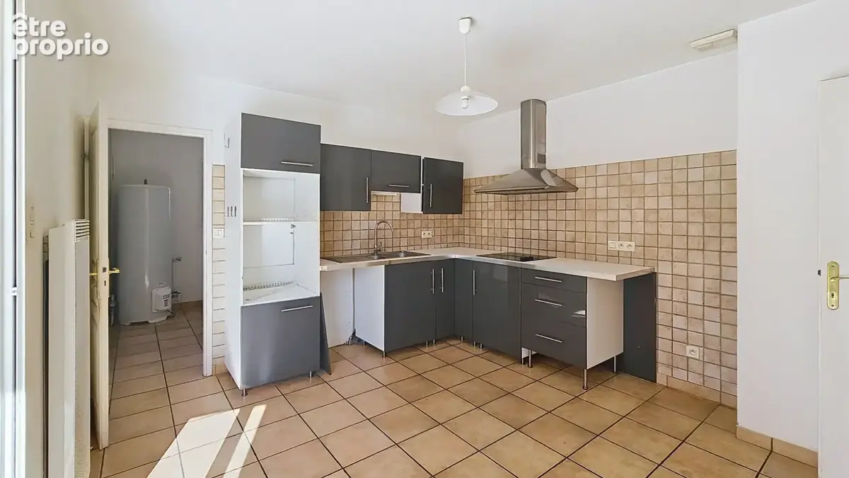 Maison à vendre 5 pièces, 4 chambres avec jardin et garage à LALOUBERE (65) - photo 8