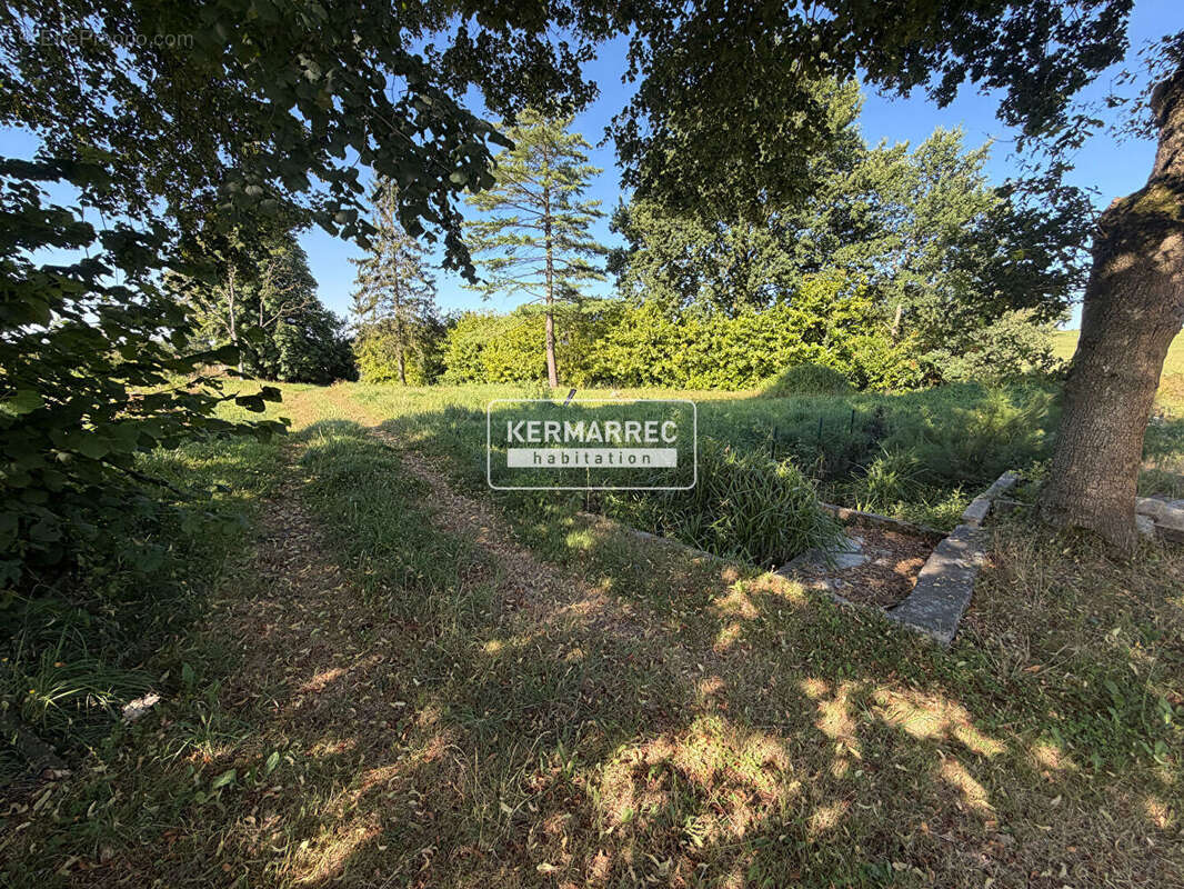 A VENDRE Maison 7 pièces à SAINT-M'HERVE - 127 300  HAI - photo 2