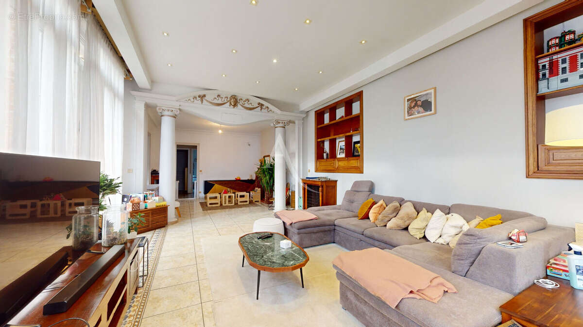 Maison à LES PAVILLONS-SOUS-BOIS