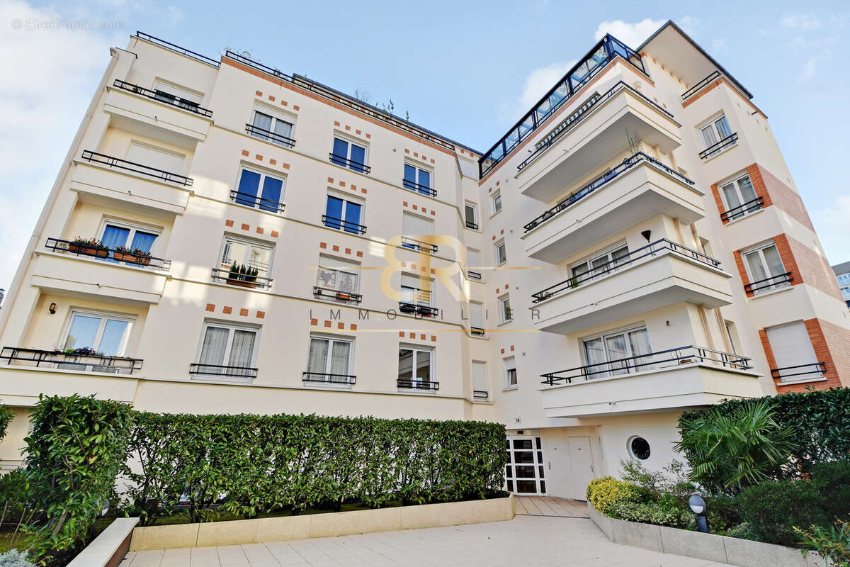 Appartement à SURESNES