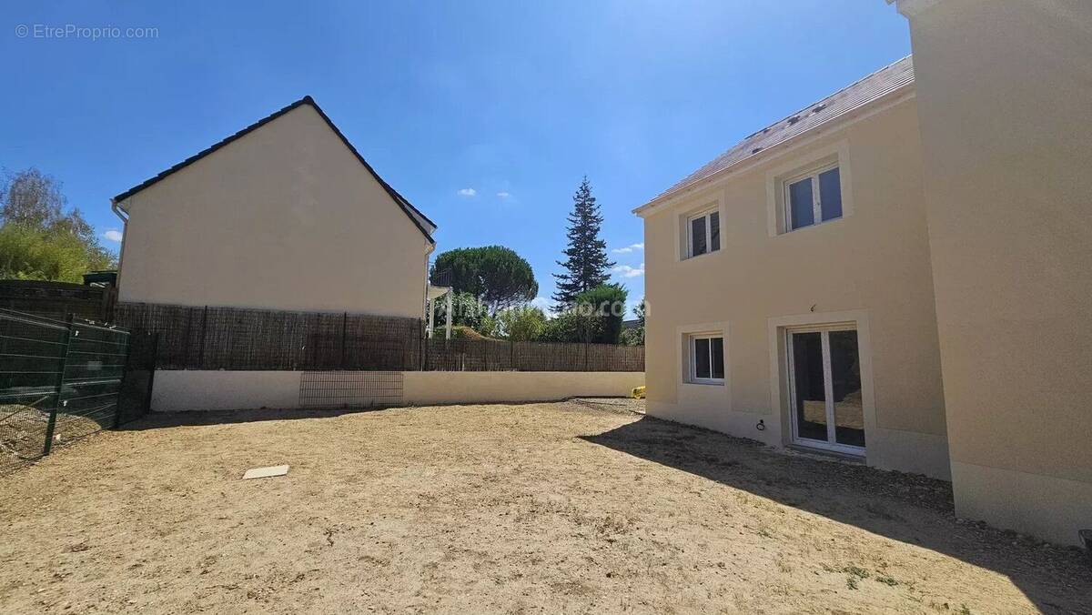 Maison à BOISSY-SOUS-SAINT-YON
