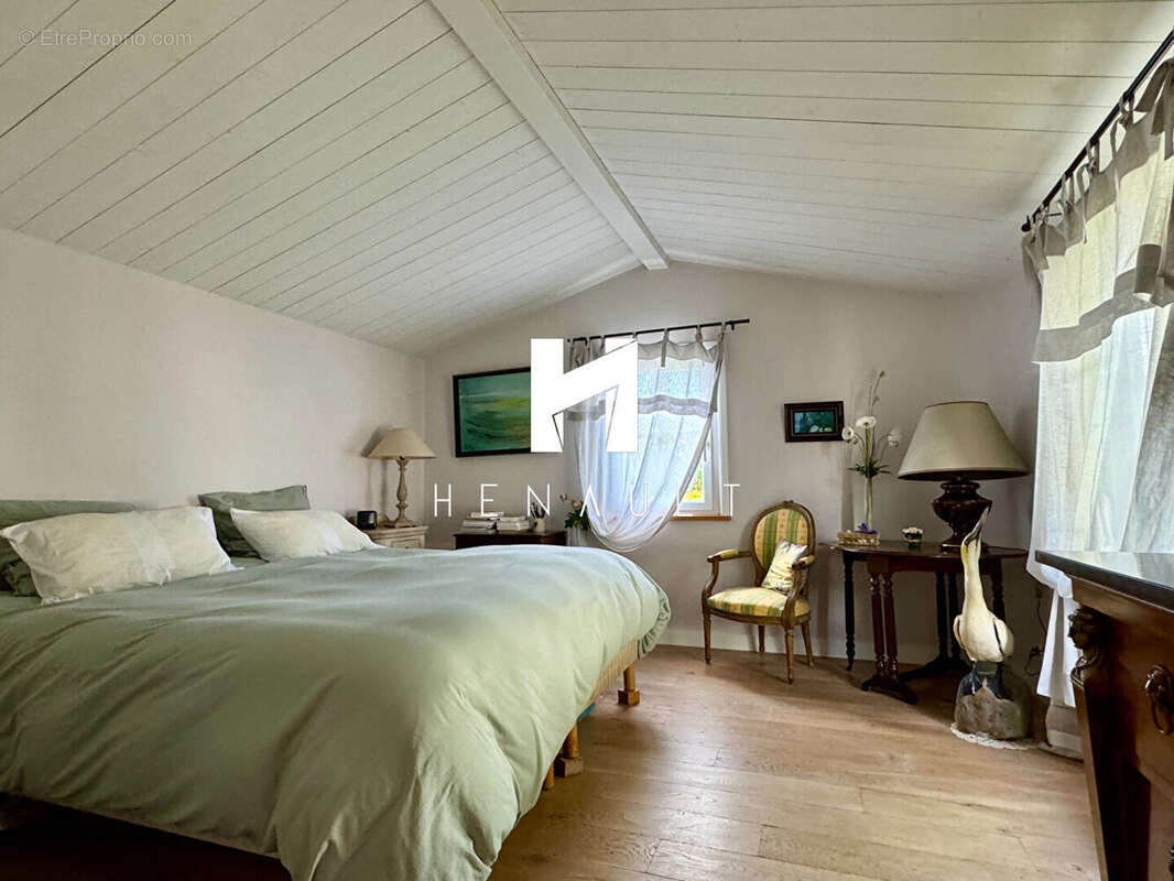 Maison à LA COUARDE-SUR-MER