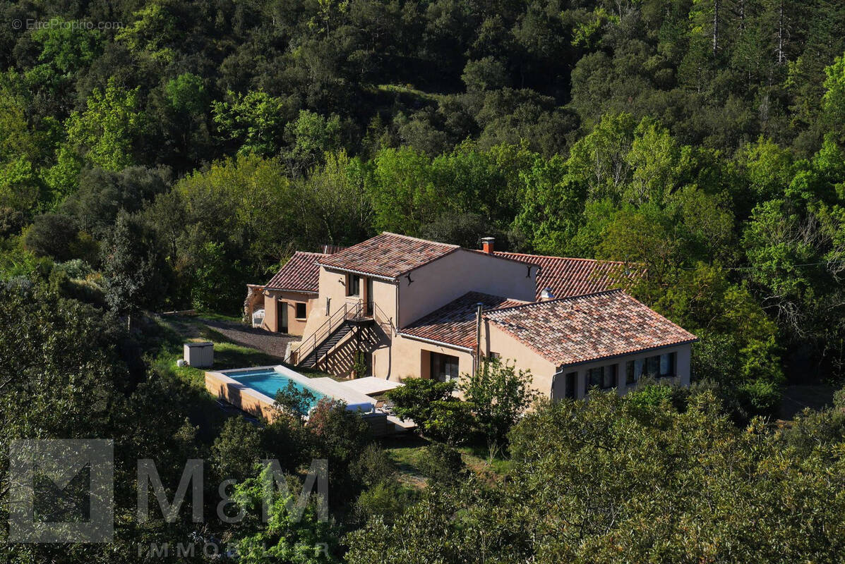 Autre à SAINT-HILAIRE