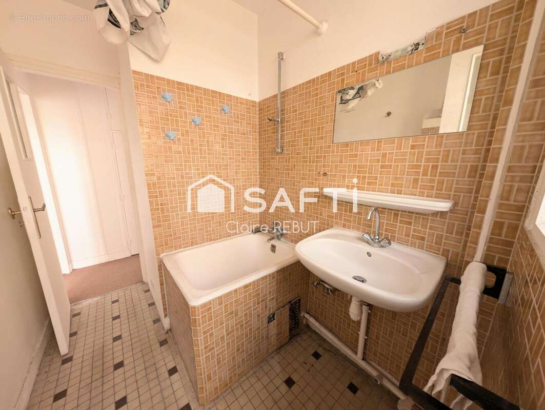 Photo 8 - Appartement à LIVRY-GARGAN