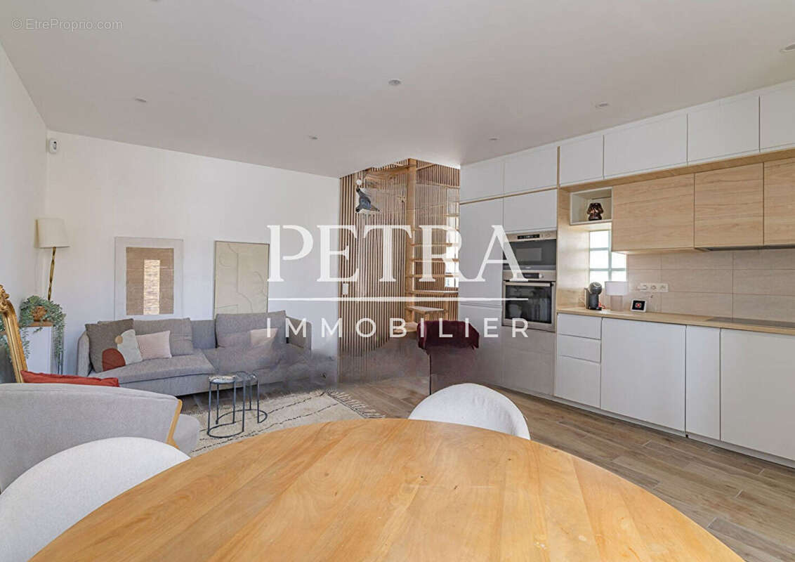 Maison à LE KREMLIN-BICETRE