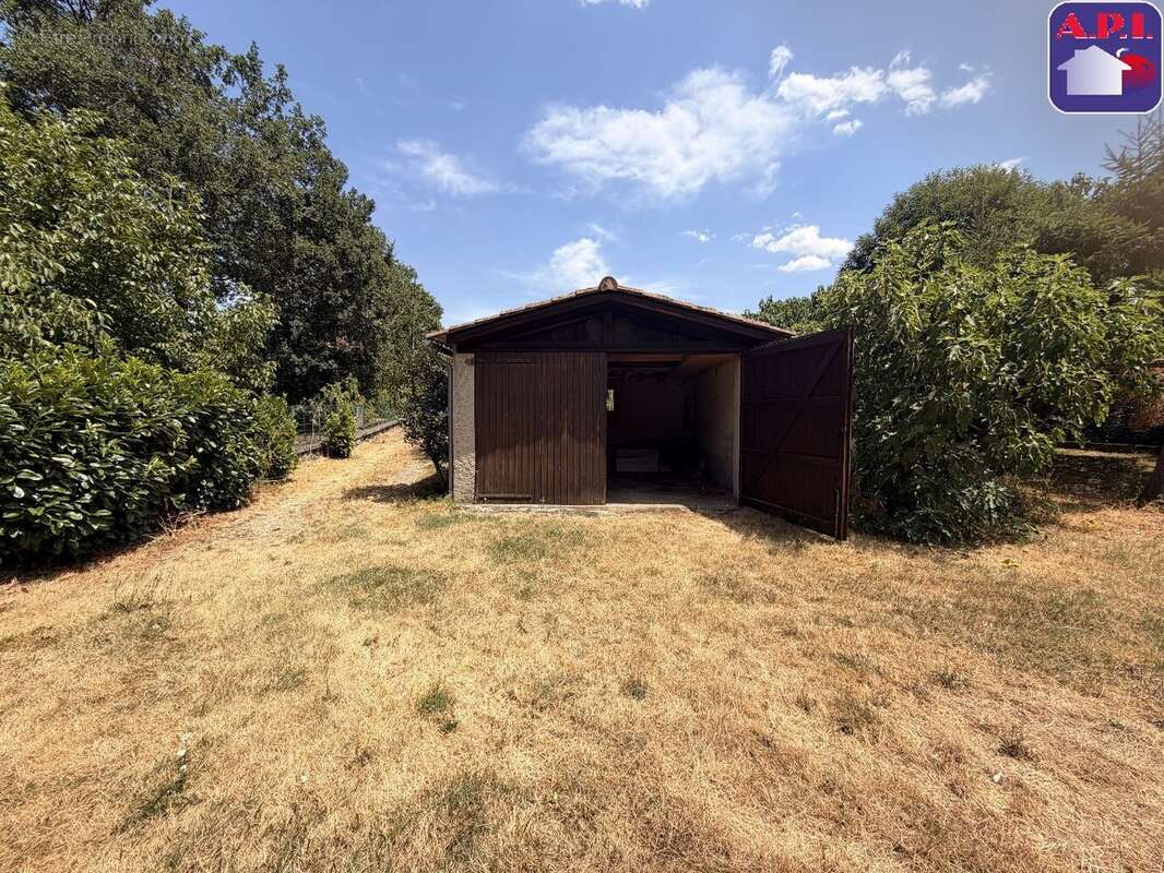 Maison 100 m² à Foix  - photo 6